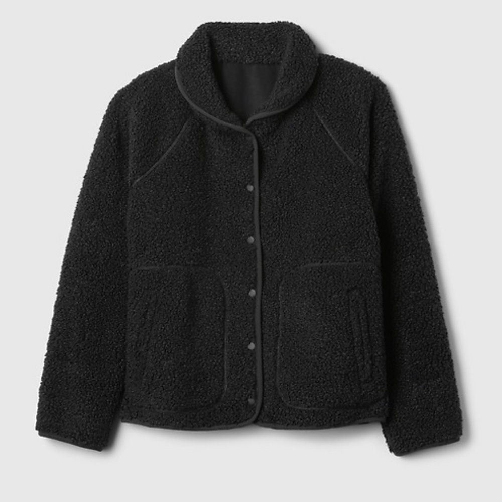 Women's Black Gap Fit Soft Sherpa Jacket w/pockets Size Medium